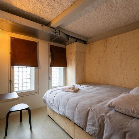 זוולה Hostel Het Archief מראה חיצוני תמונה
